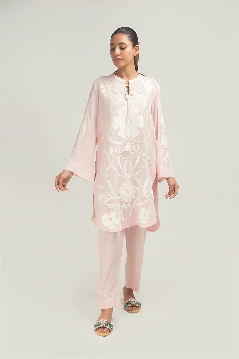 ARIA PINK