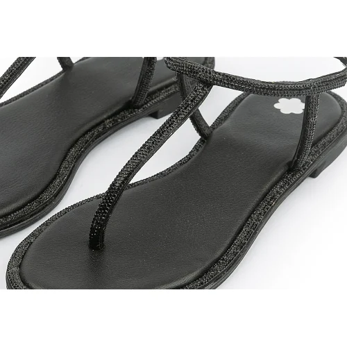 HILA BLACK - Image 4
