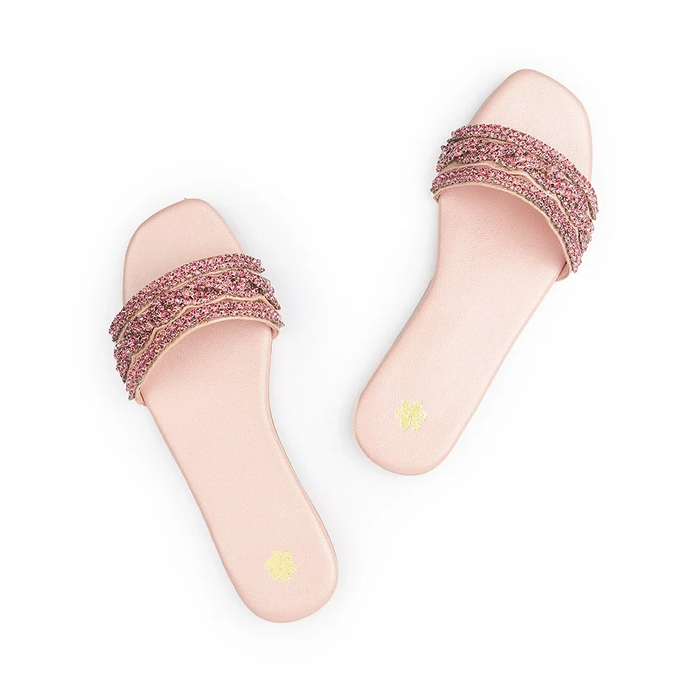LIZA PINK