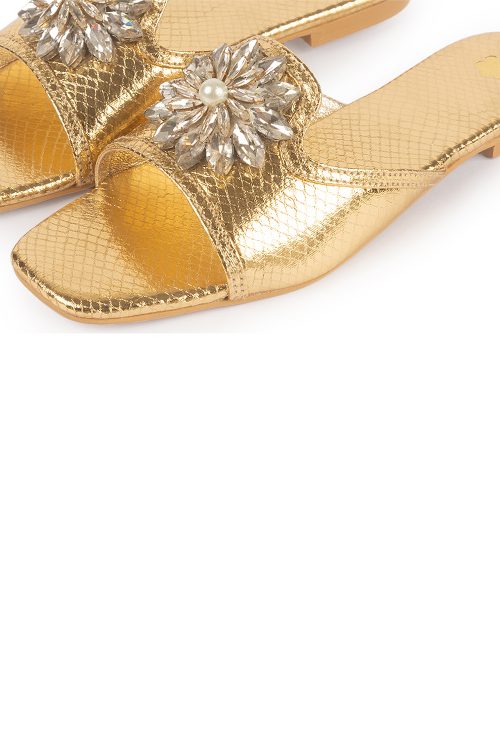 New Shoes 1 - Image 5
