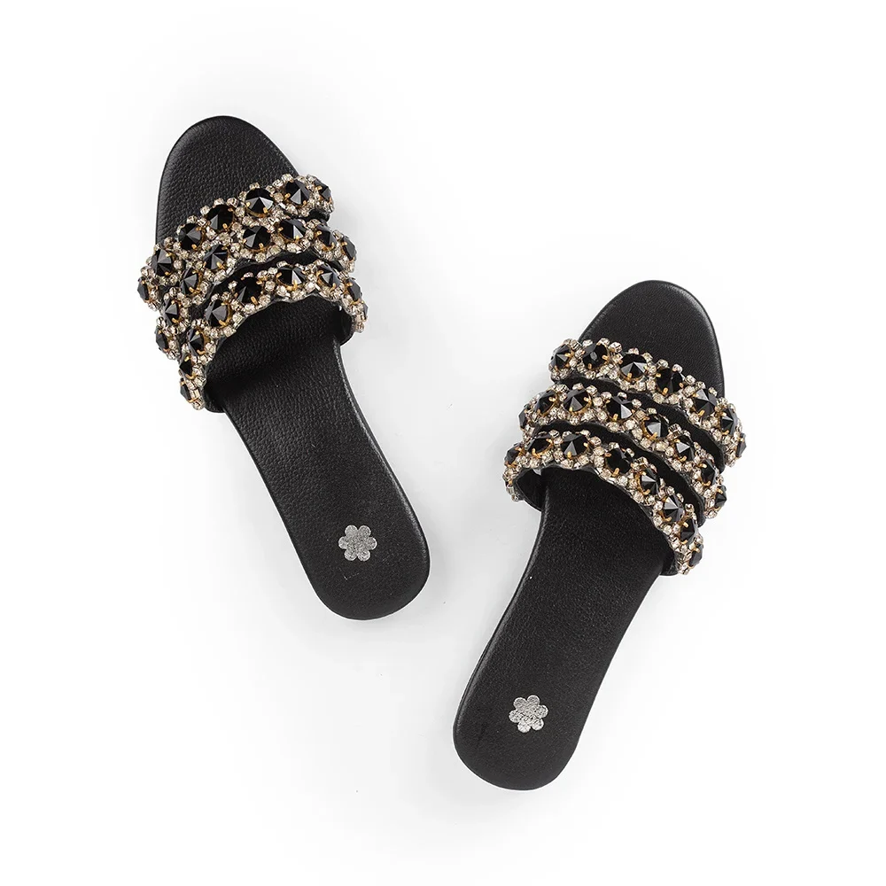 HELMA BLACK